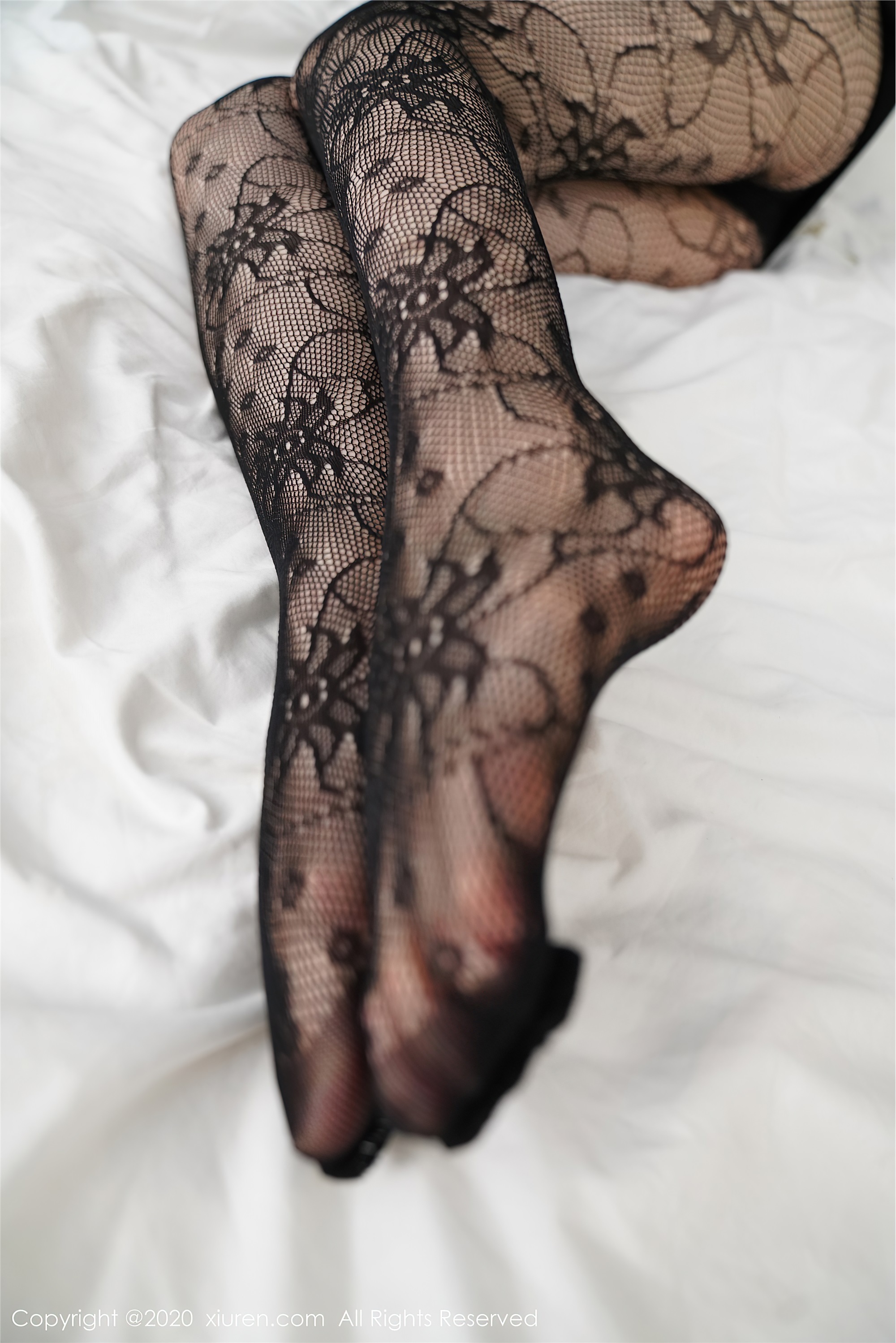 XIUREN秀人网 2020.11.02 No.2725 糯美子MINIbabe